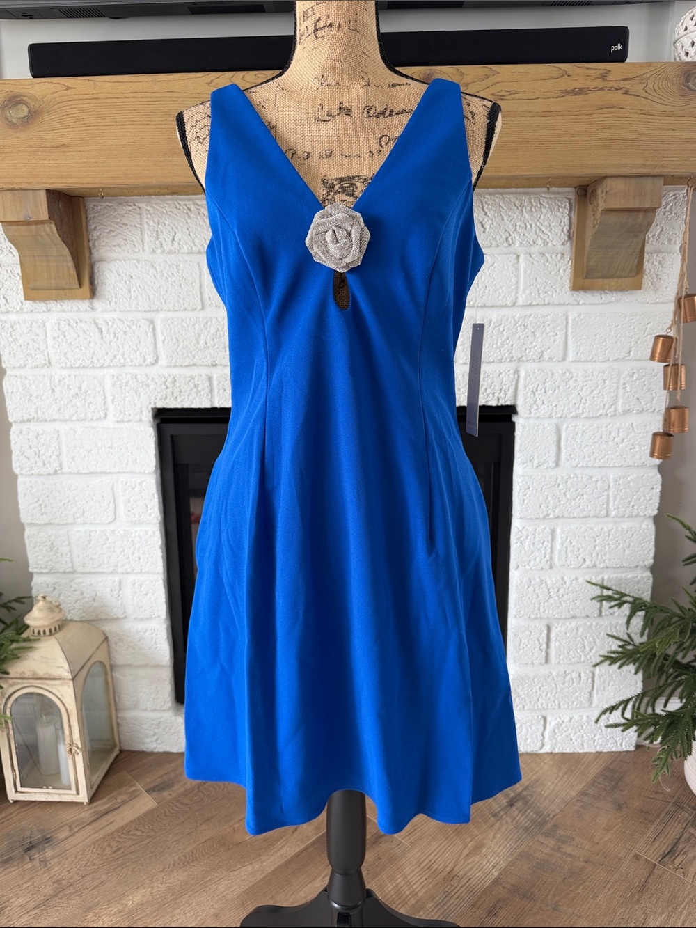 Adrianna Papell Royal Blue V-Neck Knit Crepe Mini Dress with Silver Rosette